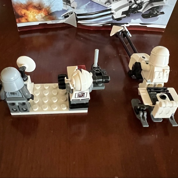 LEGO Star Wars, #8084 Snow Trooper Battle Pack Retired, manual, figures, no box - Picture 6 of 13